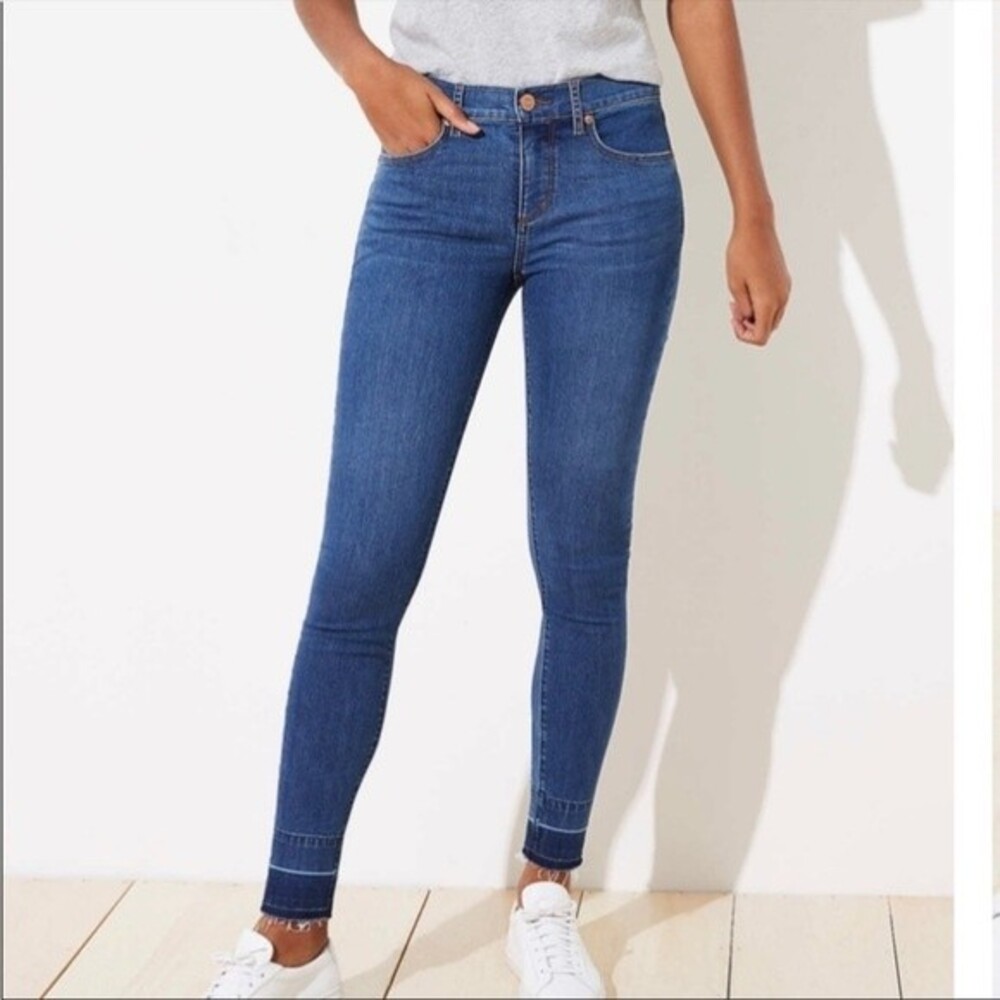 LOFT Petite Let Down Hem Slim Pocket Skinny Jeans in Rich Mid Indigo, 24P